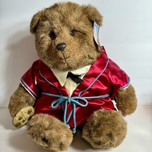 Vinatge GUND teddy bear. The Last Elegant Bear 18” Plush 1983 Dennis Kyte Tags.